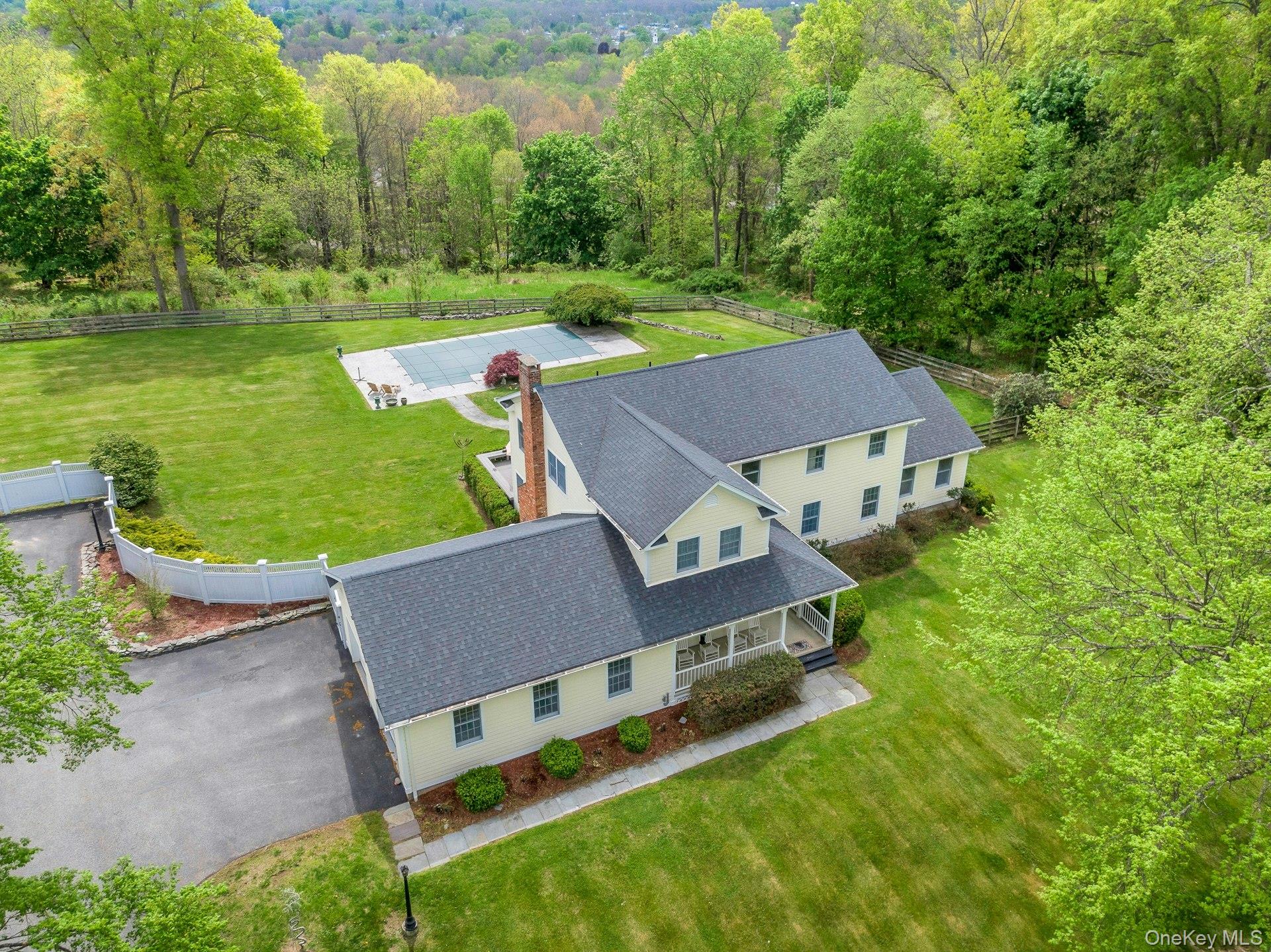 97 Moffat Road