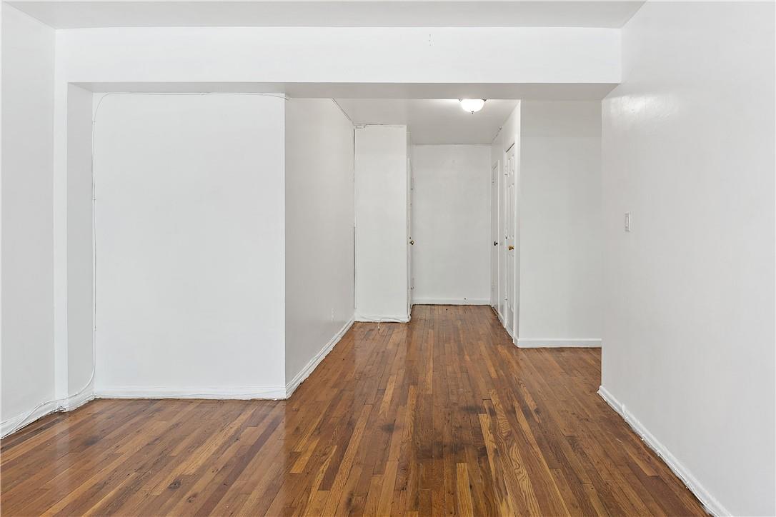 678 Warburton Avenue Unit: 4L