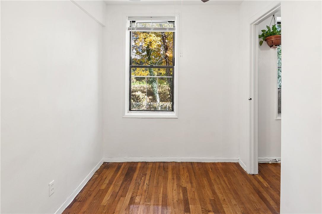 678 Warburton Avenue Unit: 4L