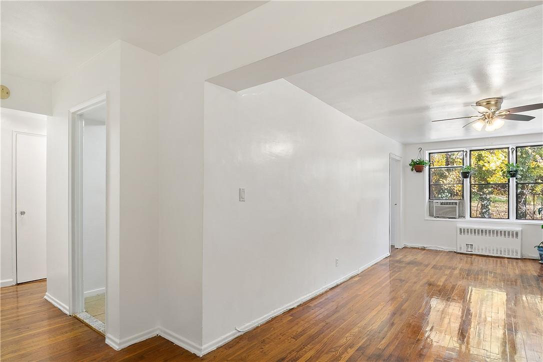 678 Warburton Avenue Unit: 4L