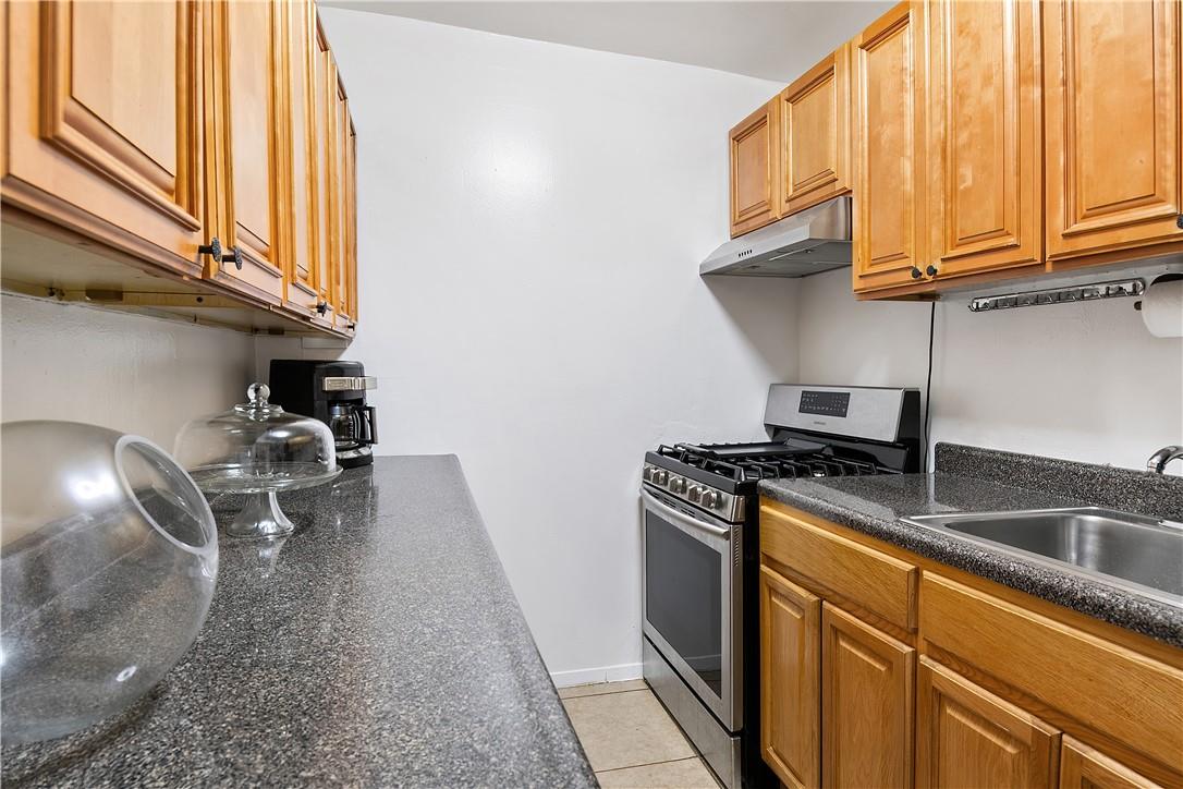 678 Warburton Avenue Unit: 4L