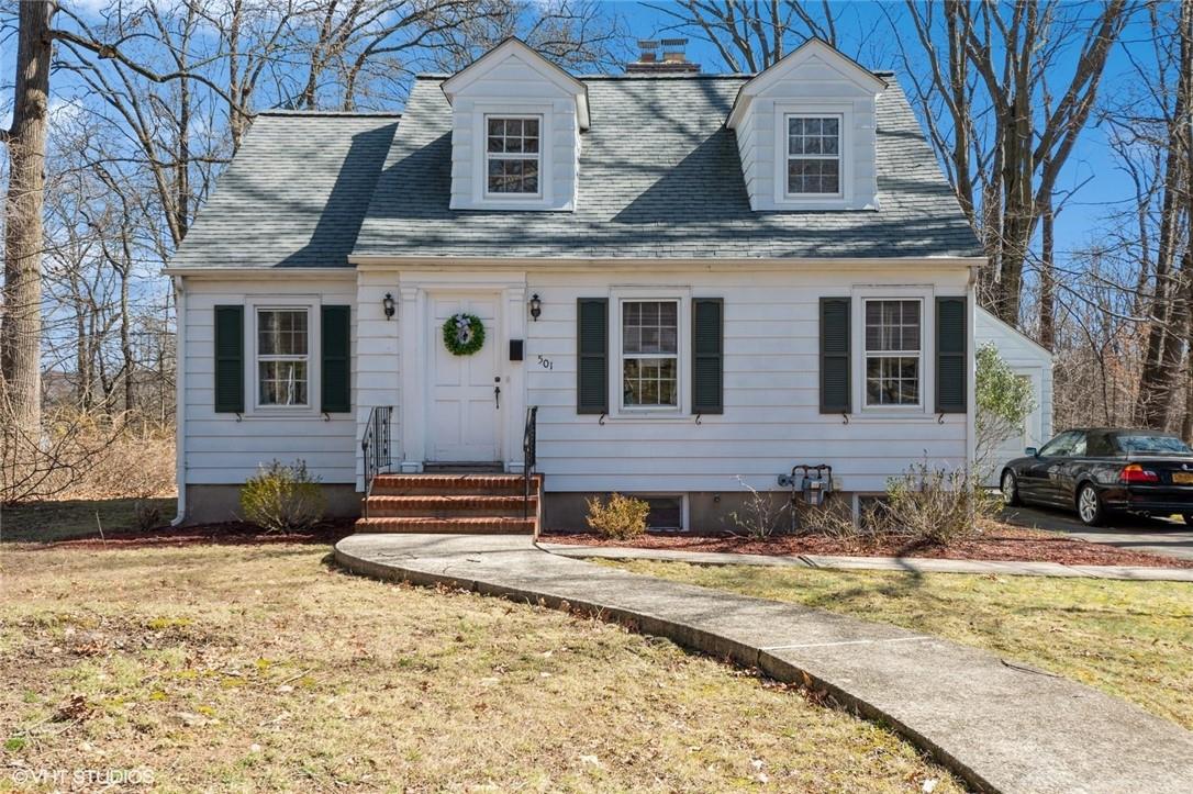 501 Hudson View Road