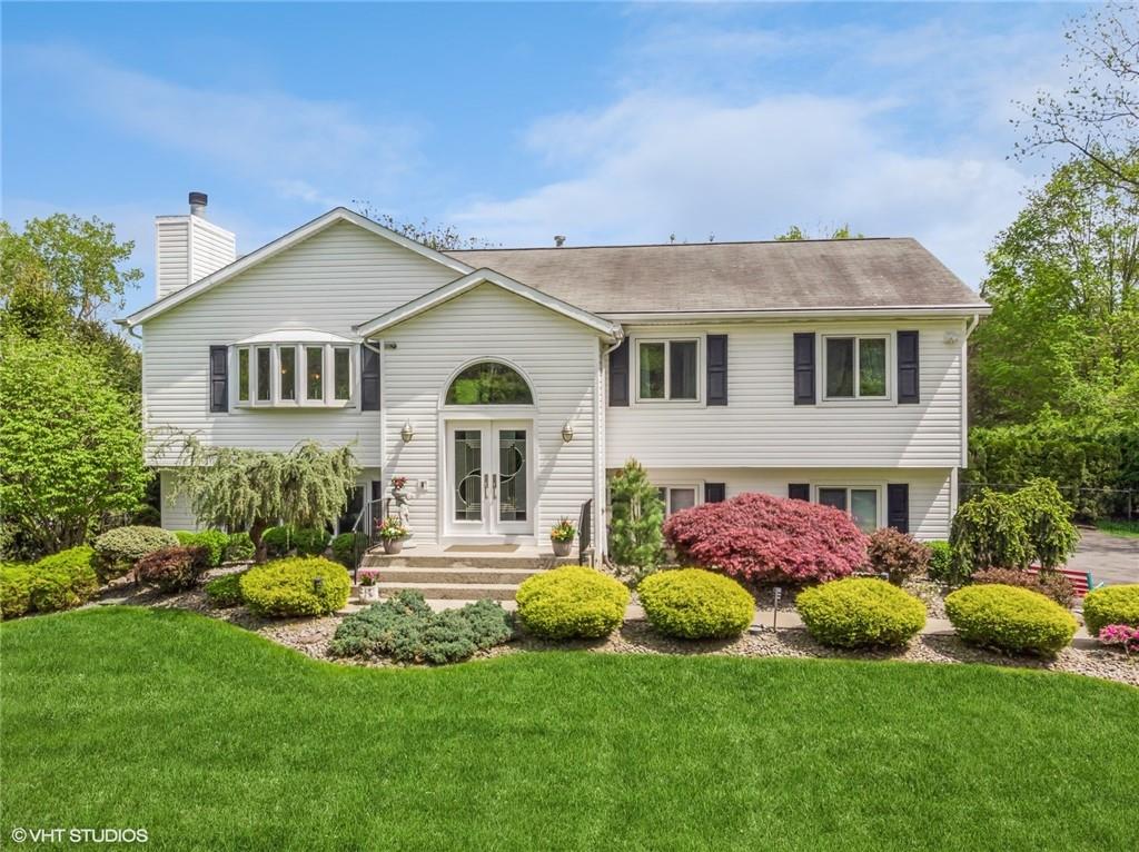 689 New Hempstead Road