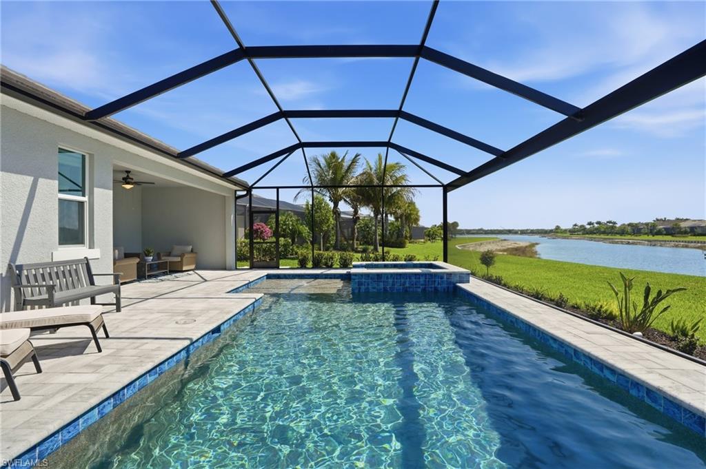 15194 Blue Bay CIR
