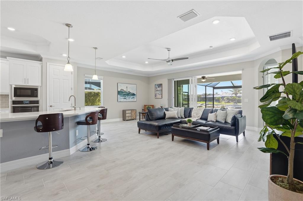 15194 Blue Bay CIR
