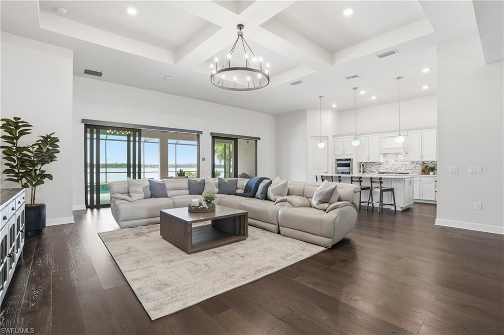 19696 Aqua View LN