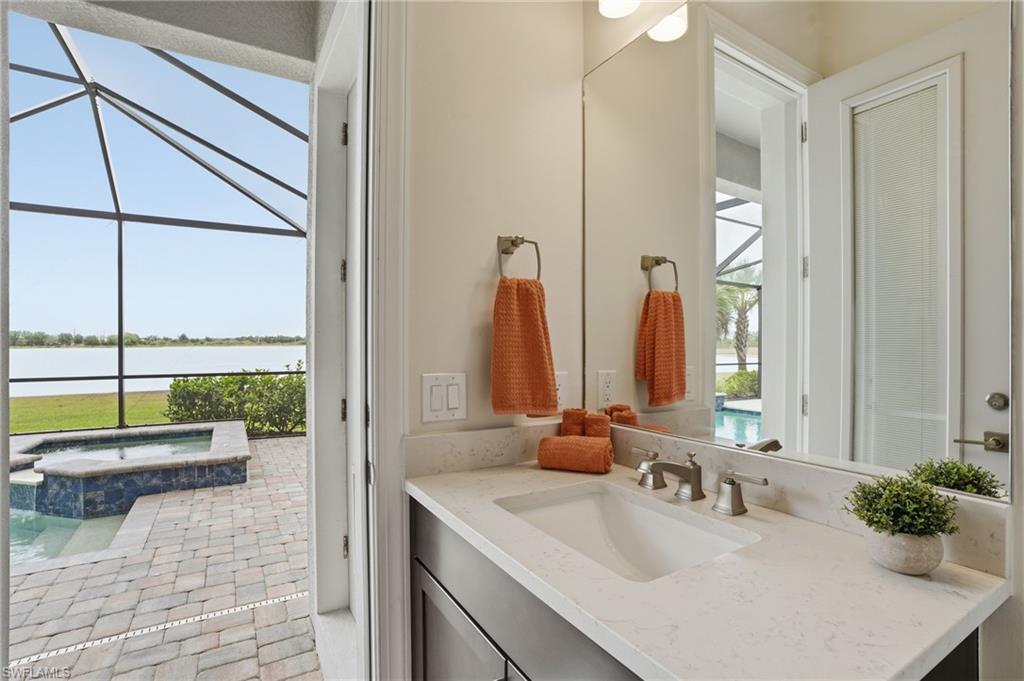 19696 Aqua View LN