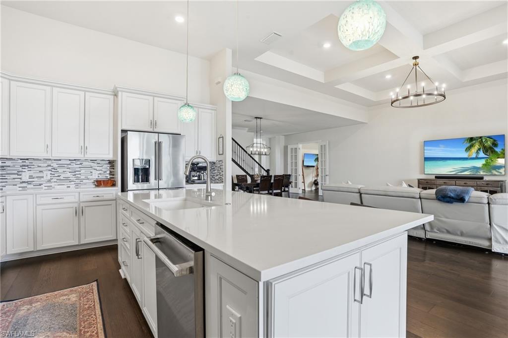 19696 Aqua View LN