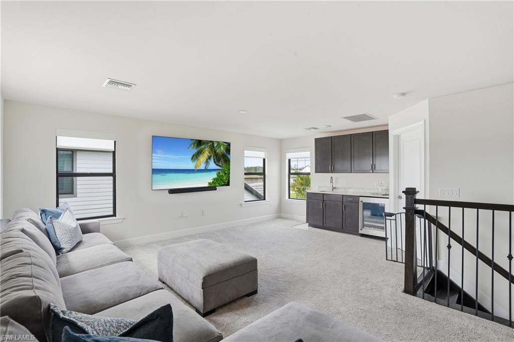 19696 Aqua View LN