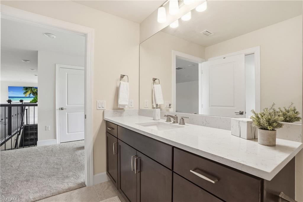 19696 Aqua View LN