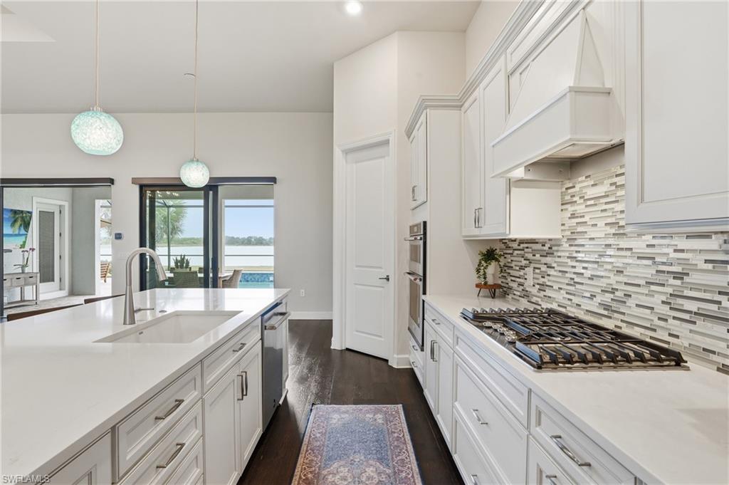 19696 Aqua View LN