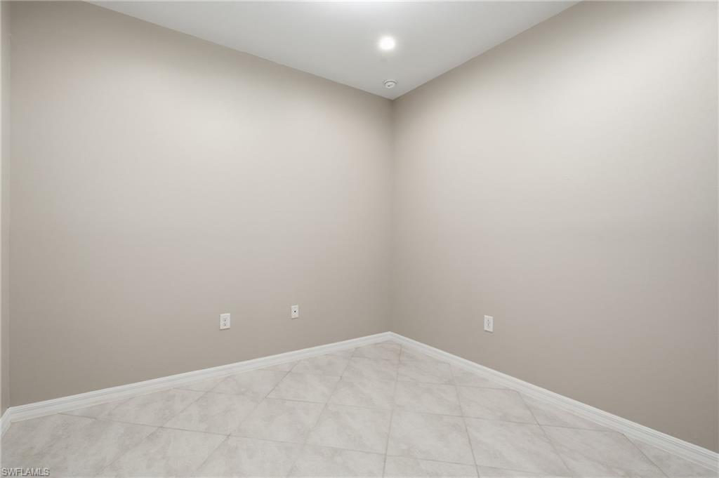 26111 Palace LN 101