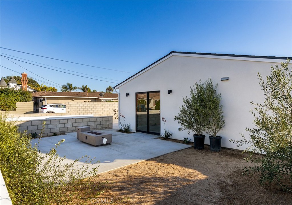 273 Costa Mesa Street A