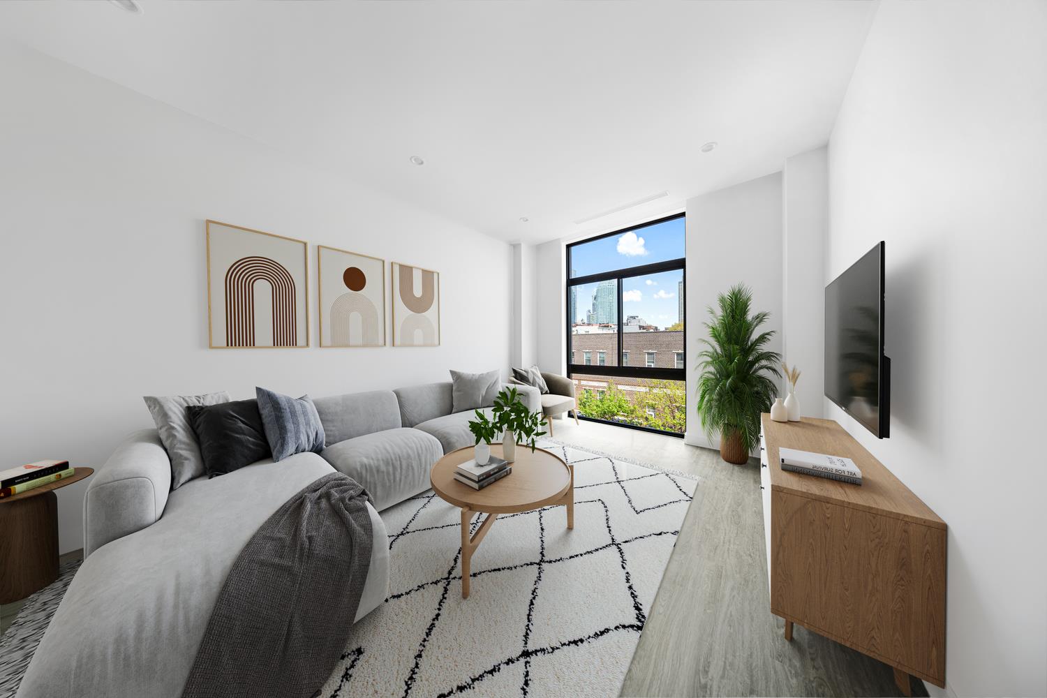 46-40 Vernon Boulevard 4-A