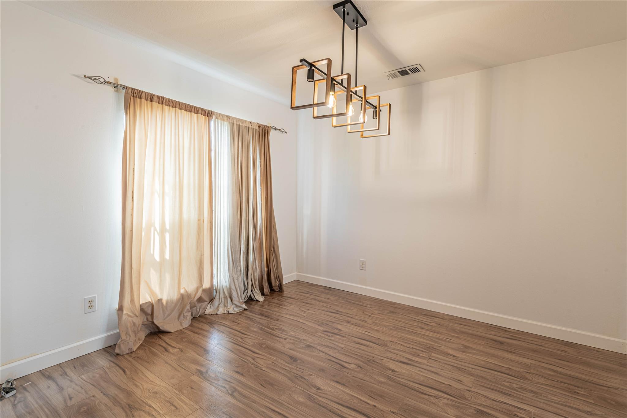 1818 Quiet Hollow Drive