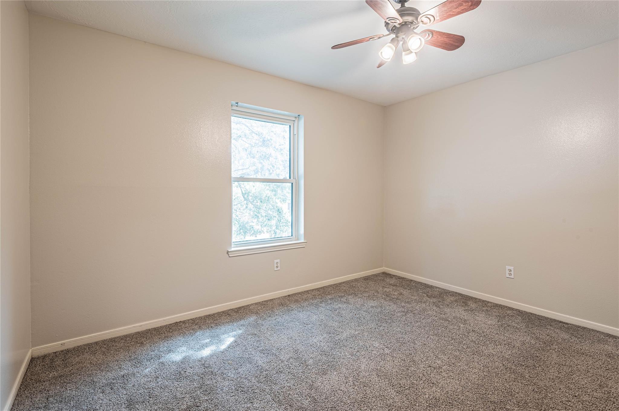 22522 Heather Way Court