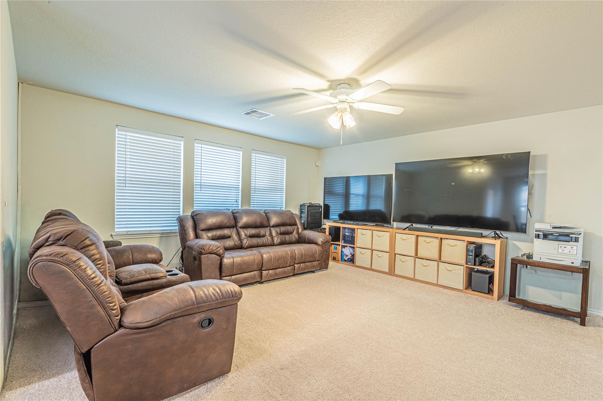 827 Honeysuckle Vine Drive