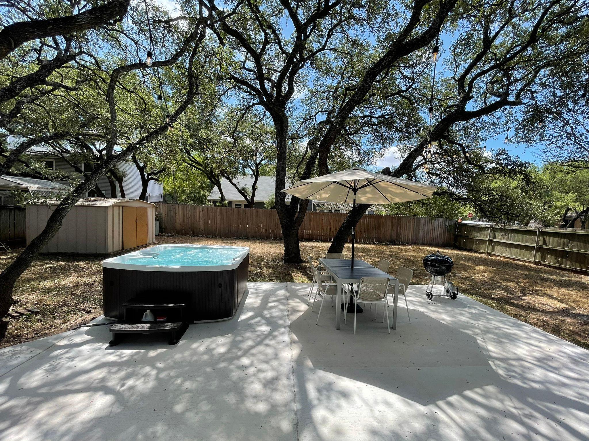 12001 Trianon Lane