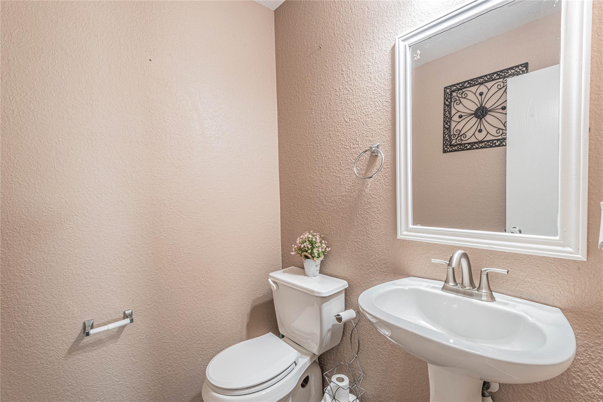 7914 Cypress Edge Drive