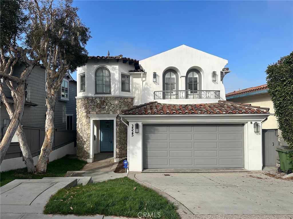 3525 Walnut Avenue