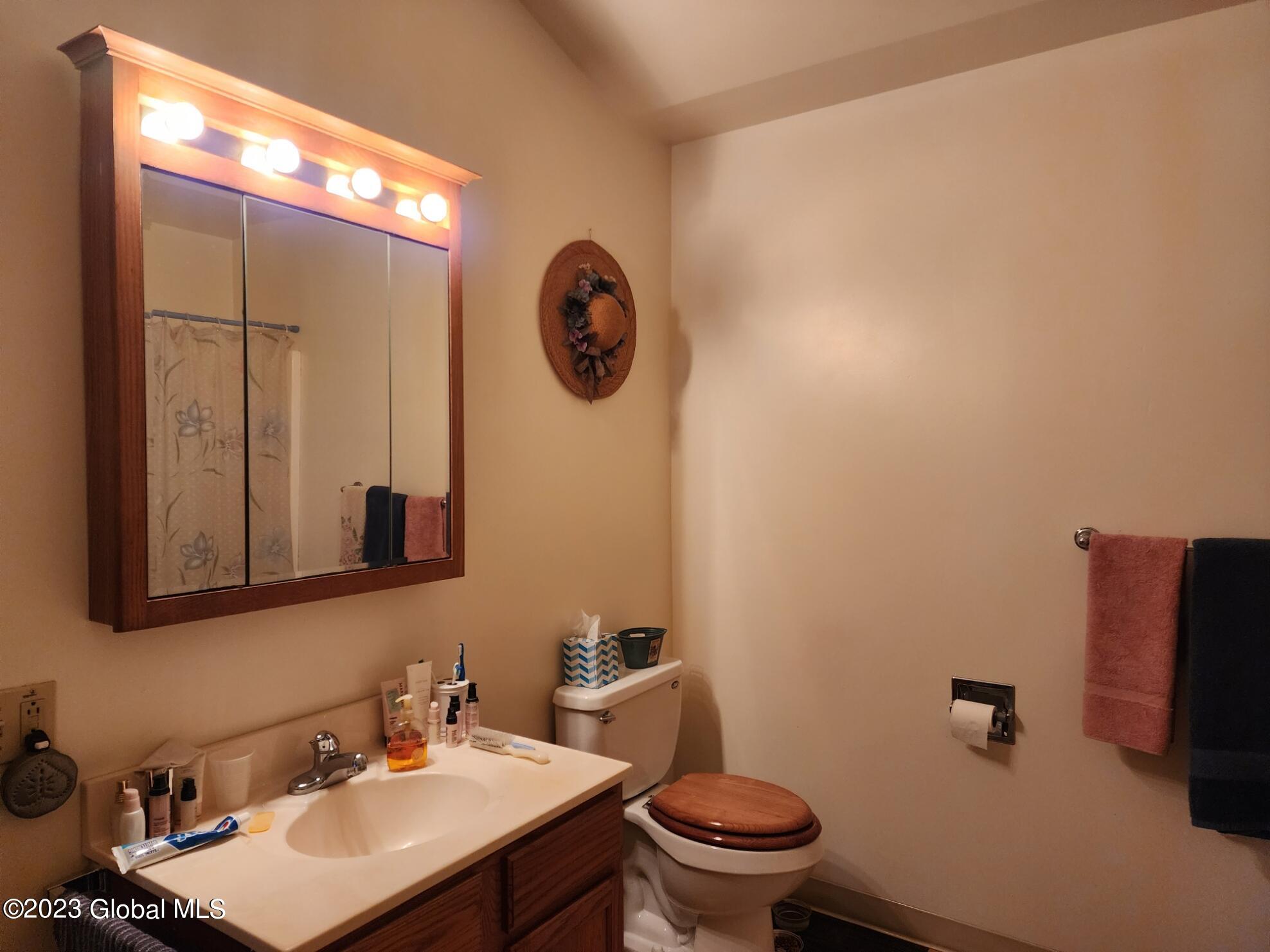 112 Ash Meadows