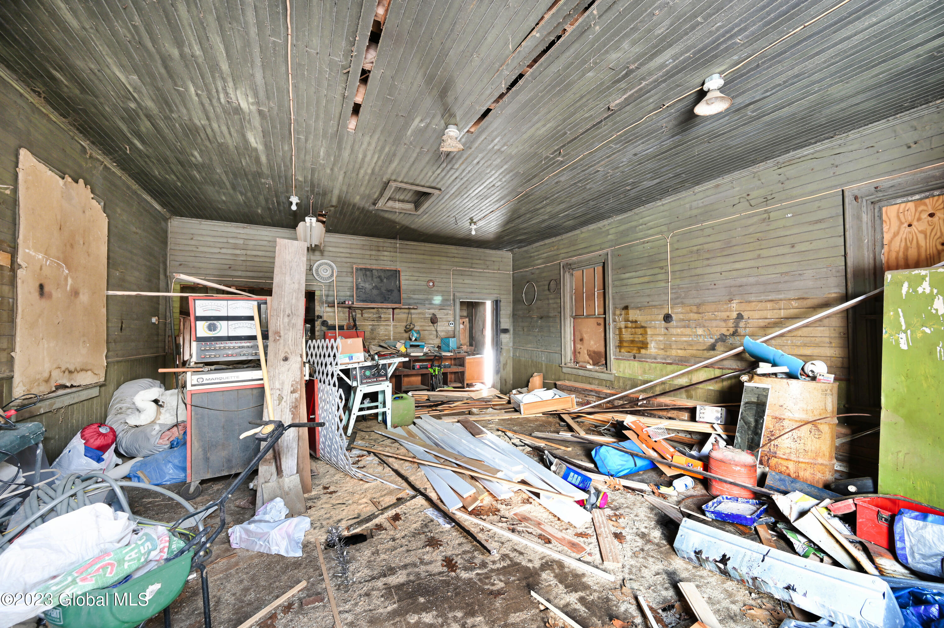 857 Kingdom Road