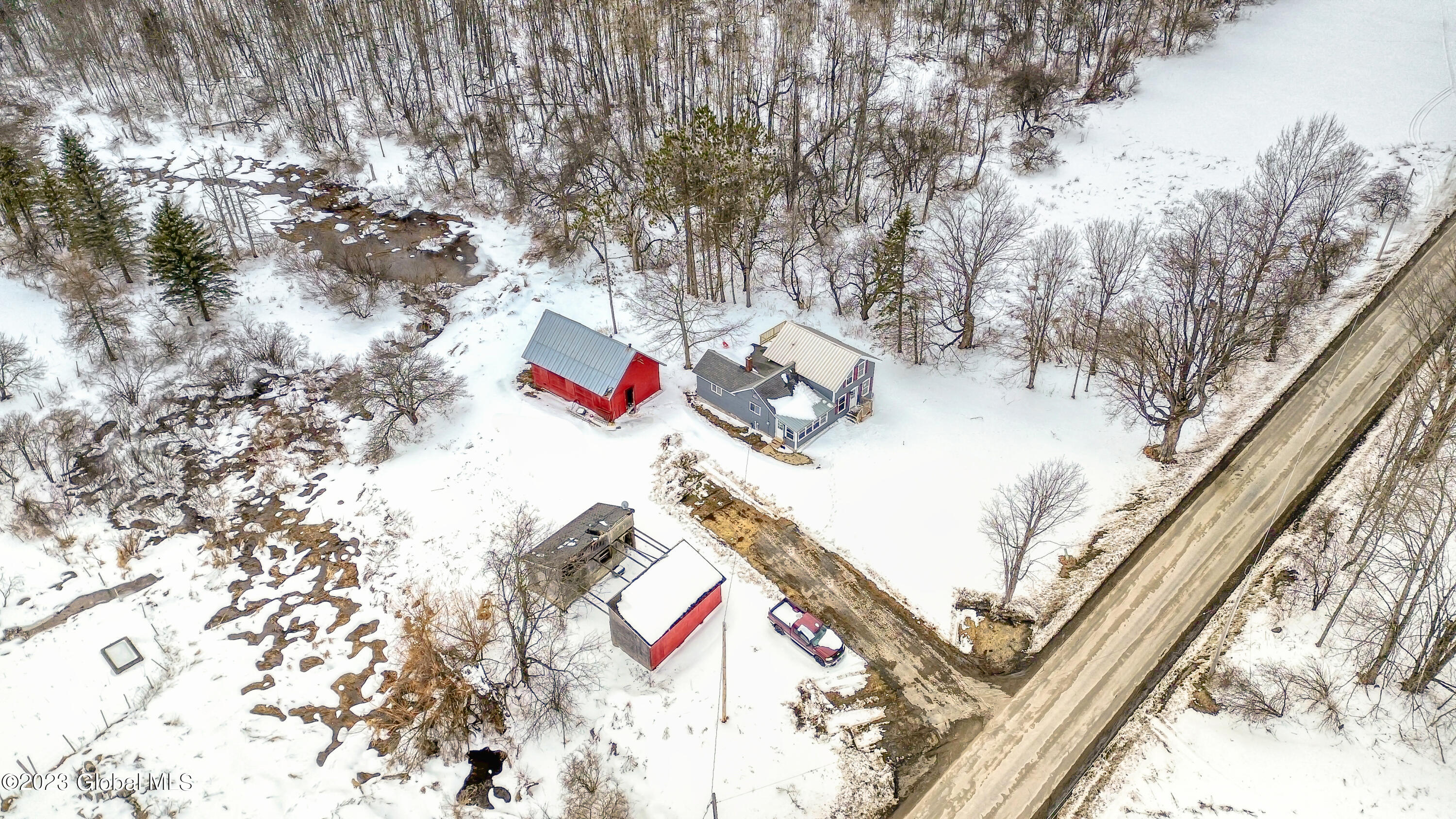 857 Kingdom Road