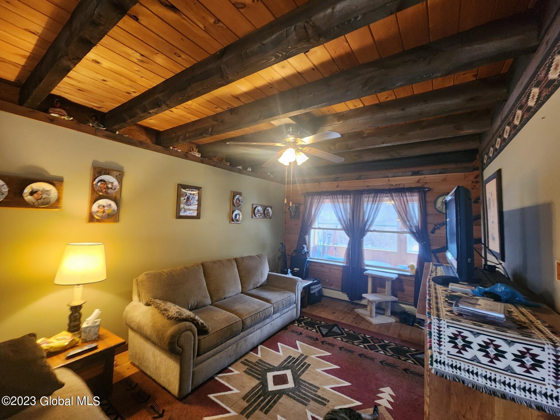 845 Brooker Hollow Road