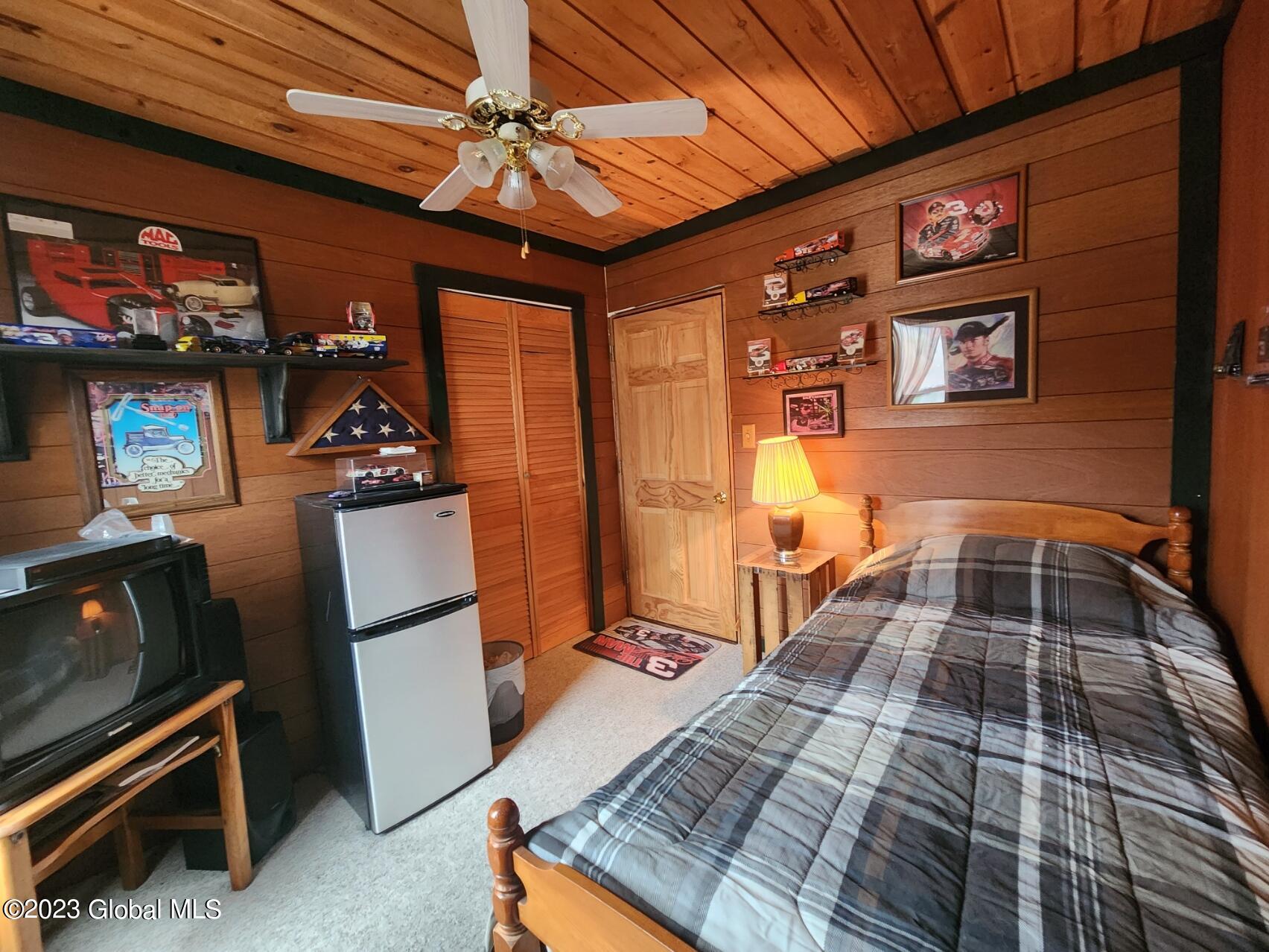 845 Brooker Hollow Road