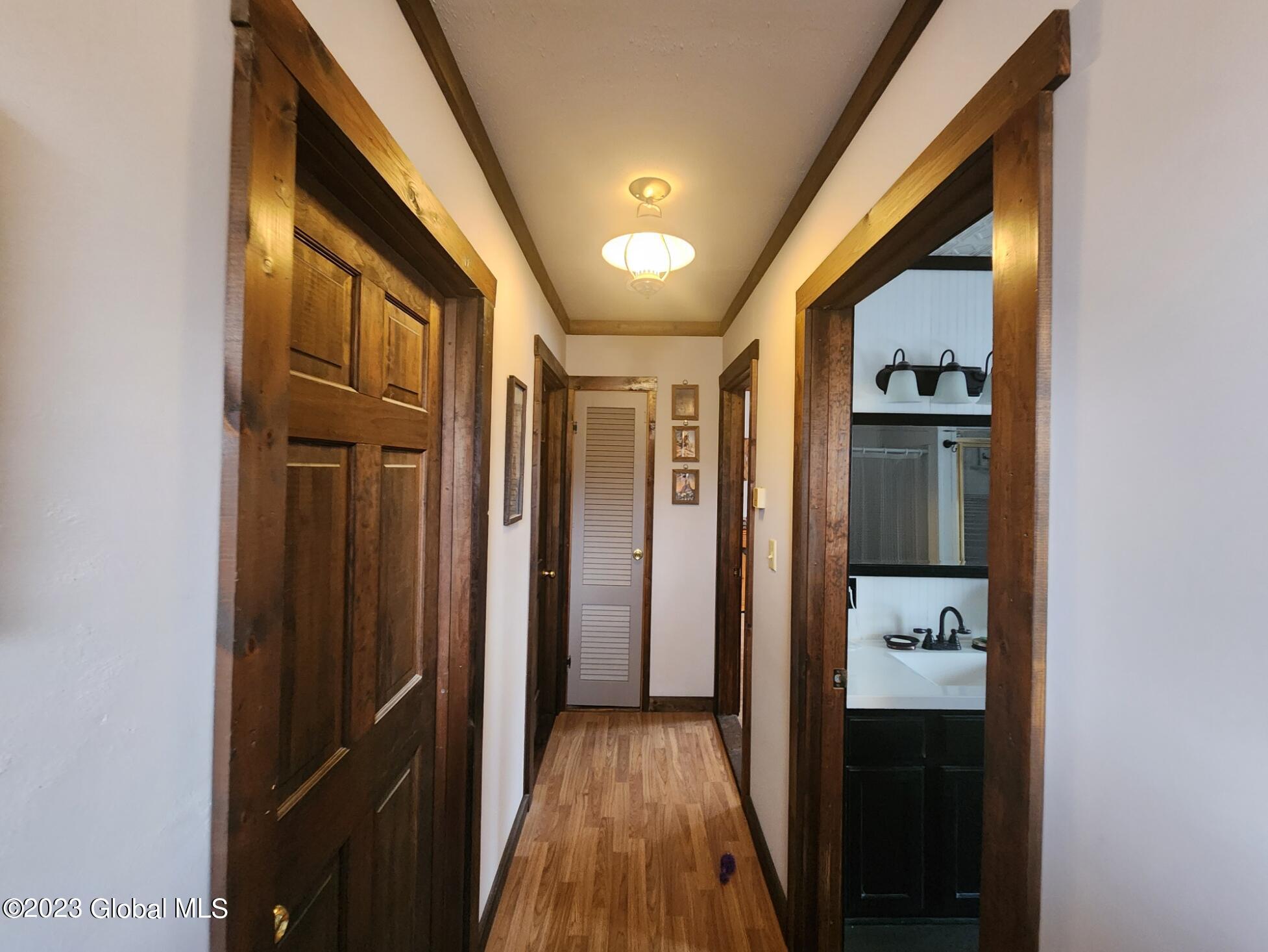 845 Brooker Hollow Road