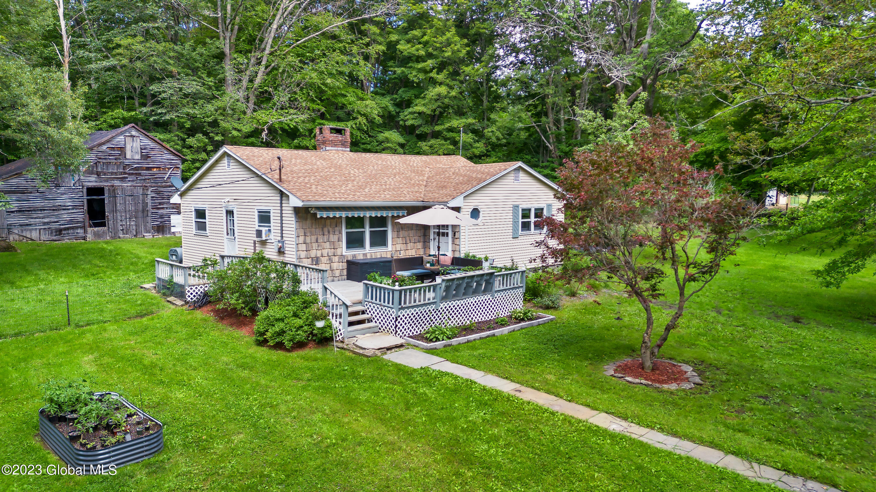 471 Eminence Road Road