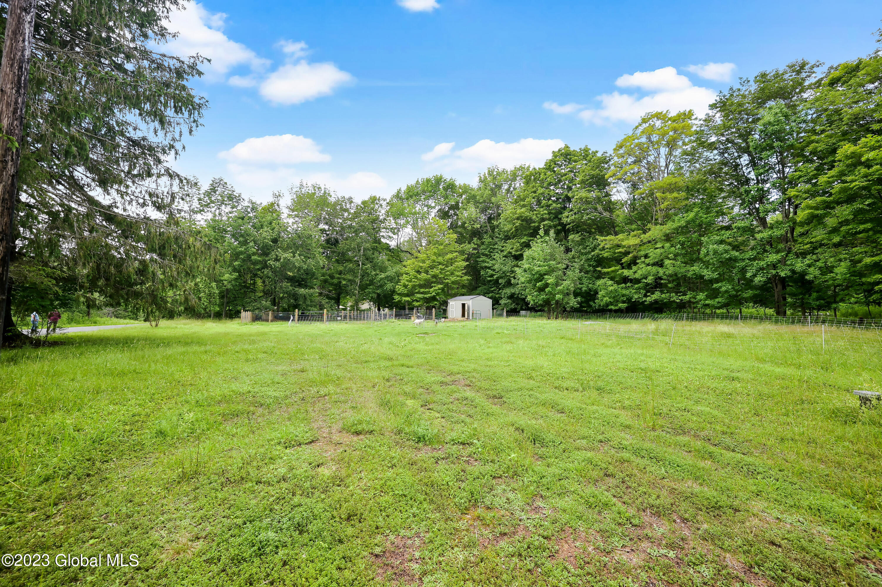 471 Eminence Road Road