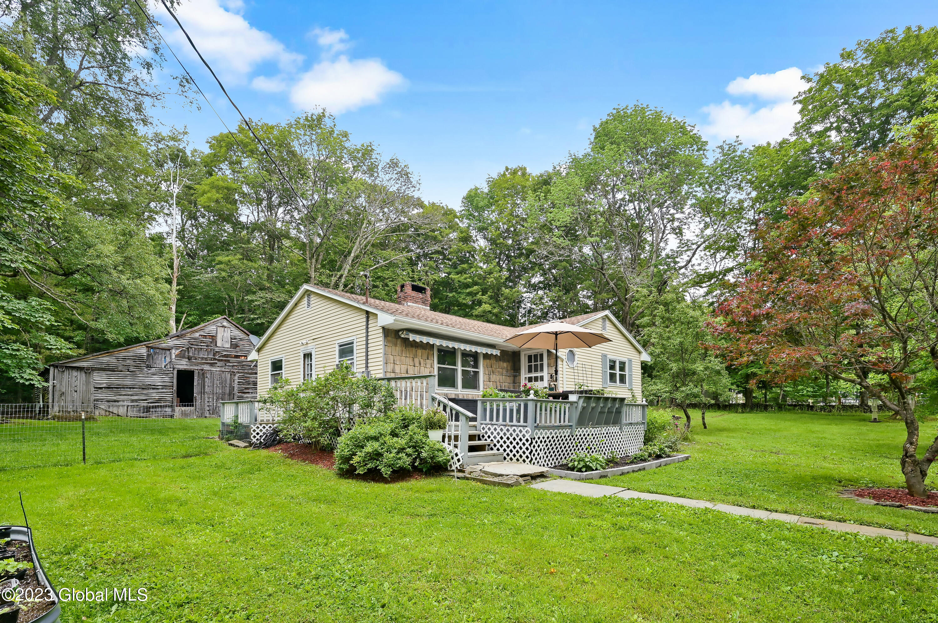 471 Eminence Road Road