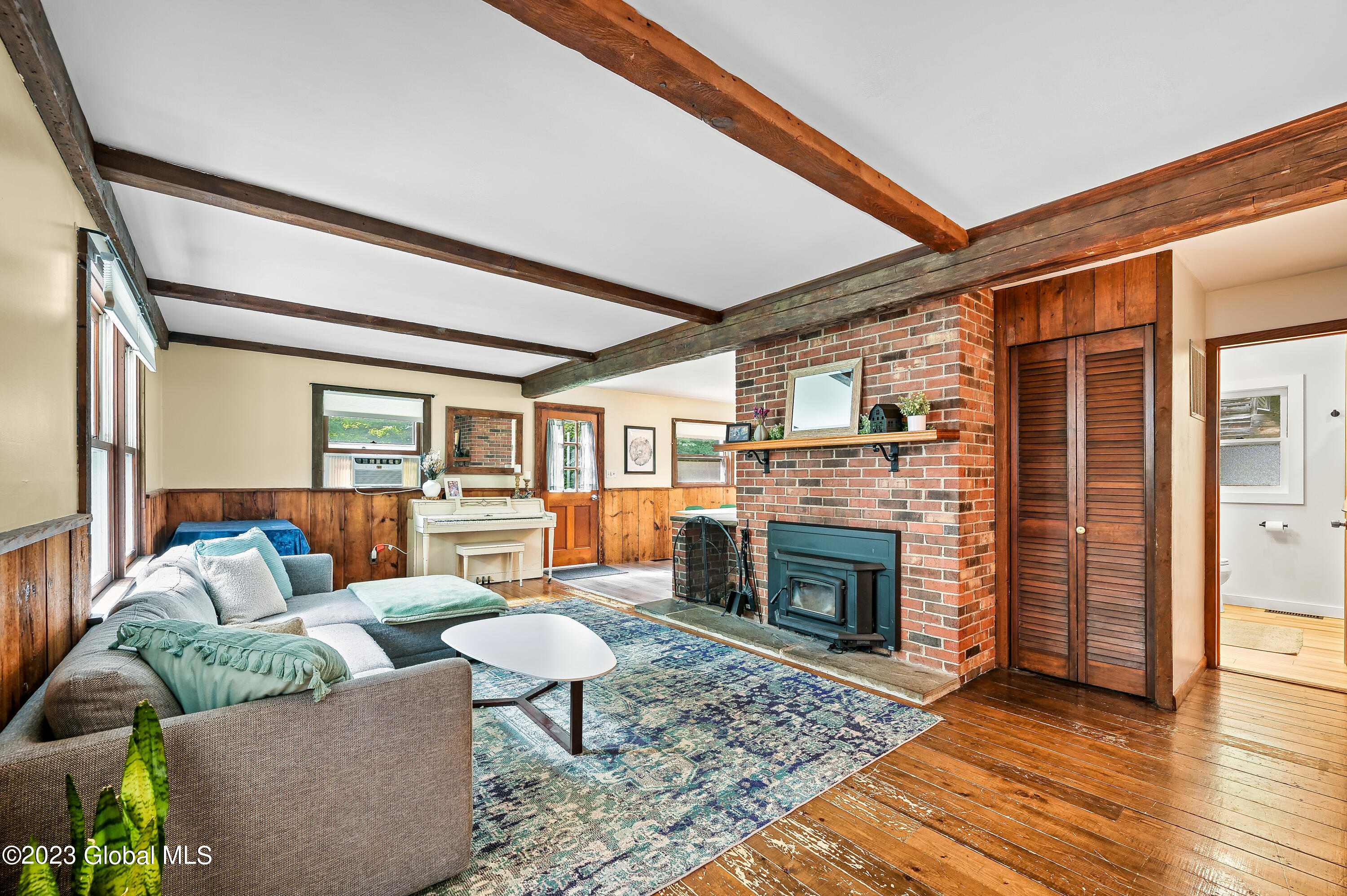 471 Eminence Road Road