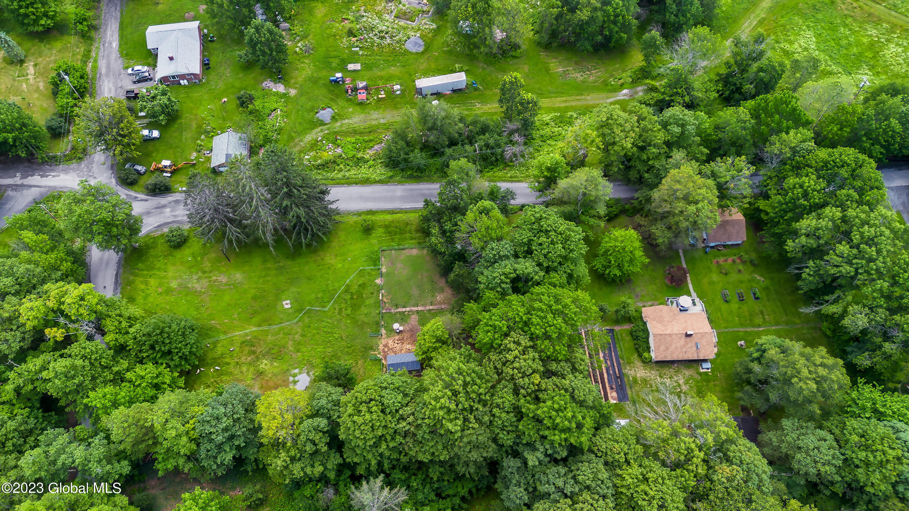 471 Eminence Road Road
