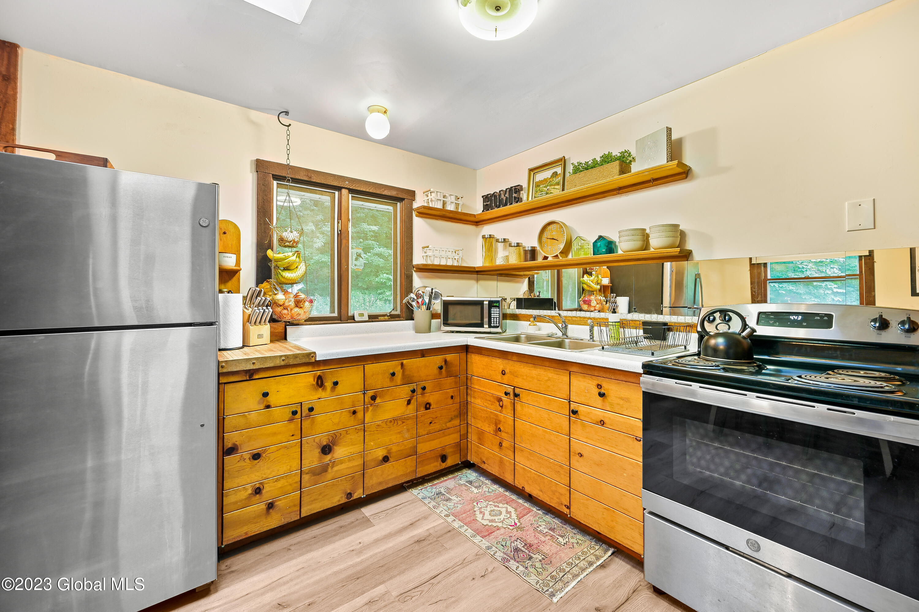 471 Eminence Road Road