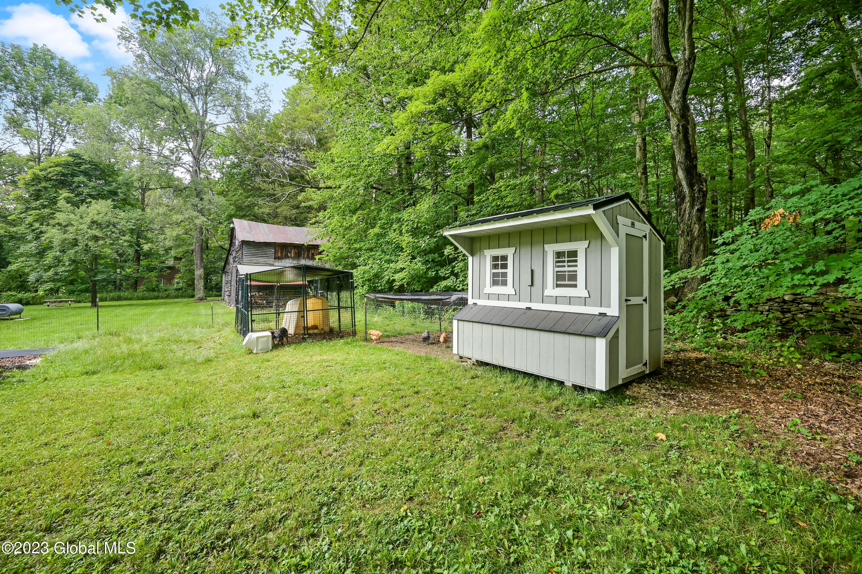 471 Eminence Road Road