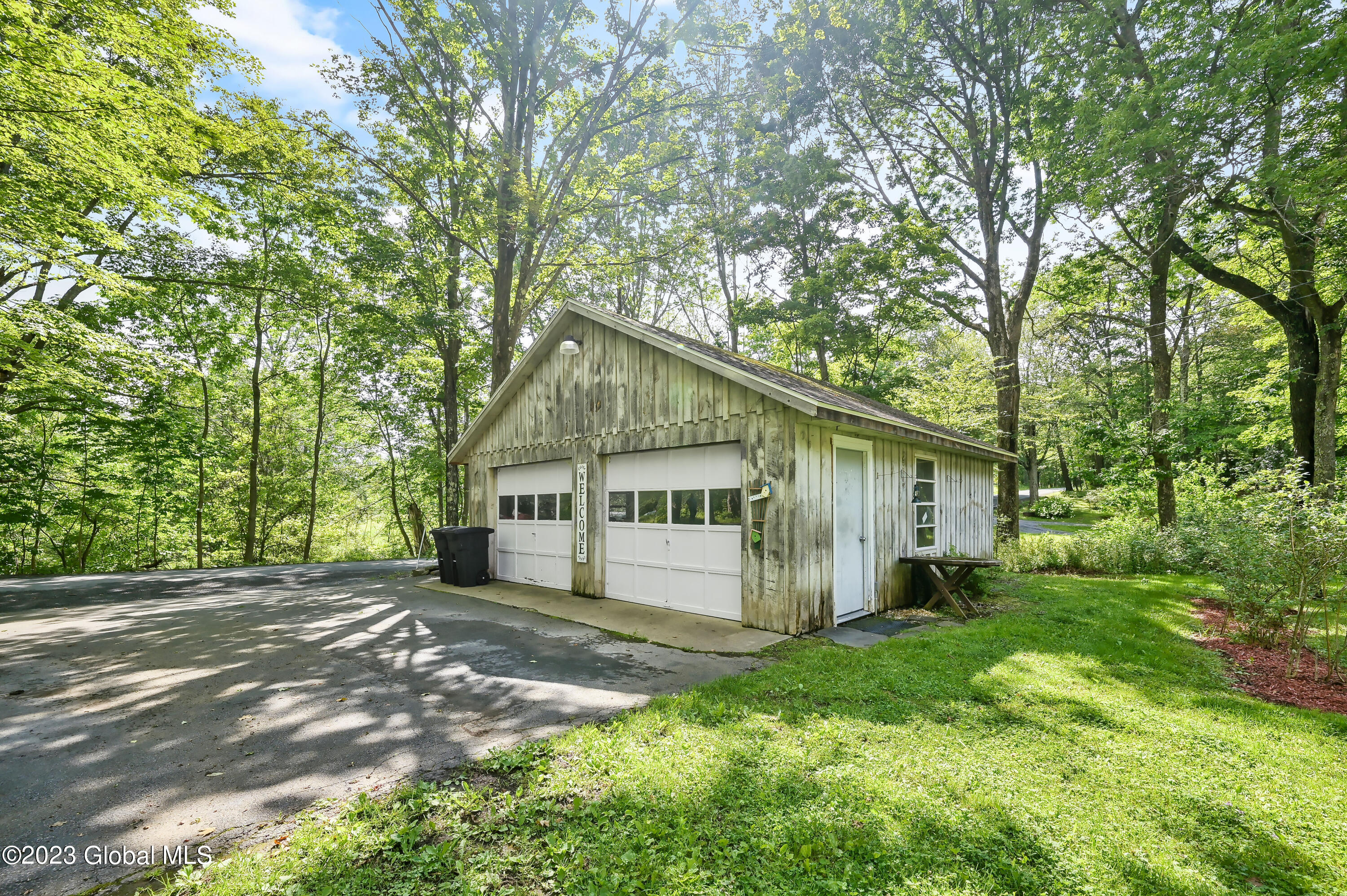 471 Eminence Road Road