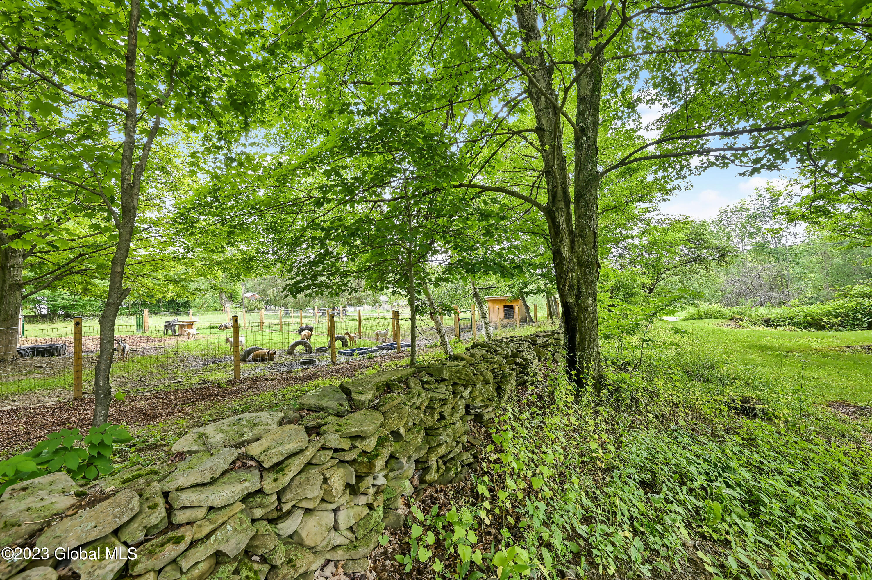 471 Eminence Road Road
