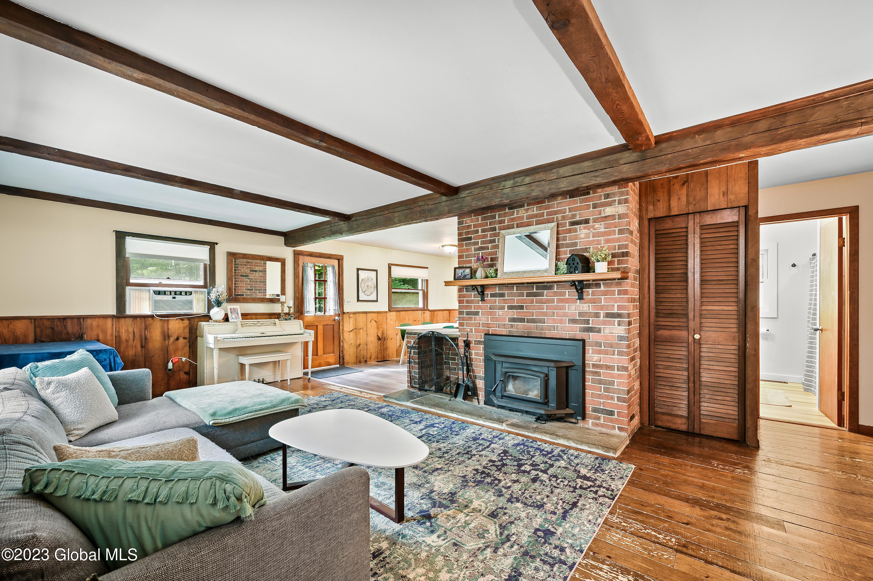 471 Eminence Road Road