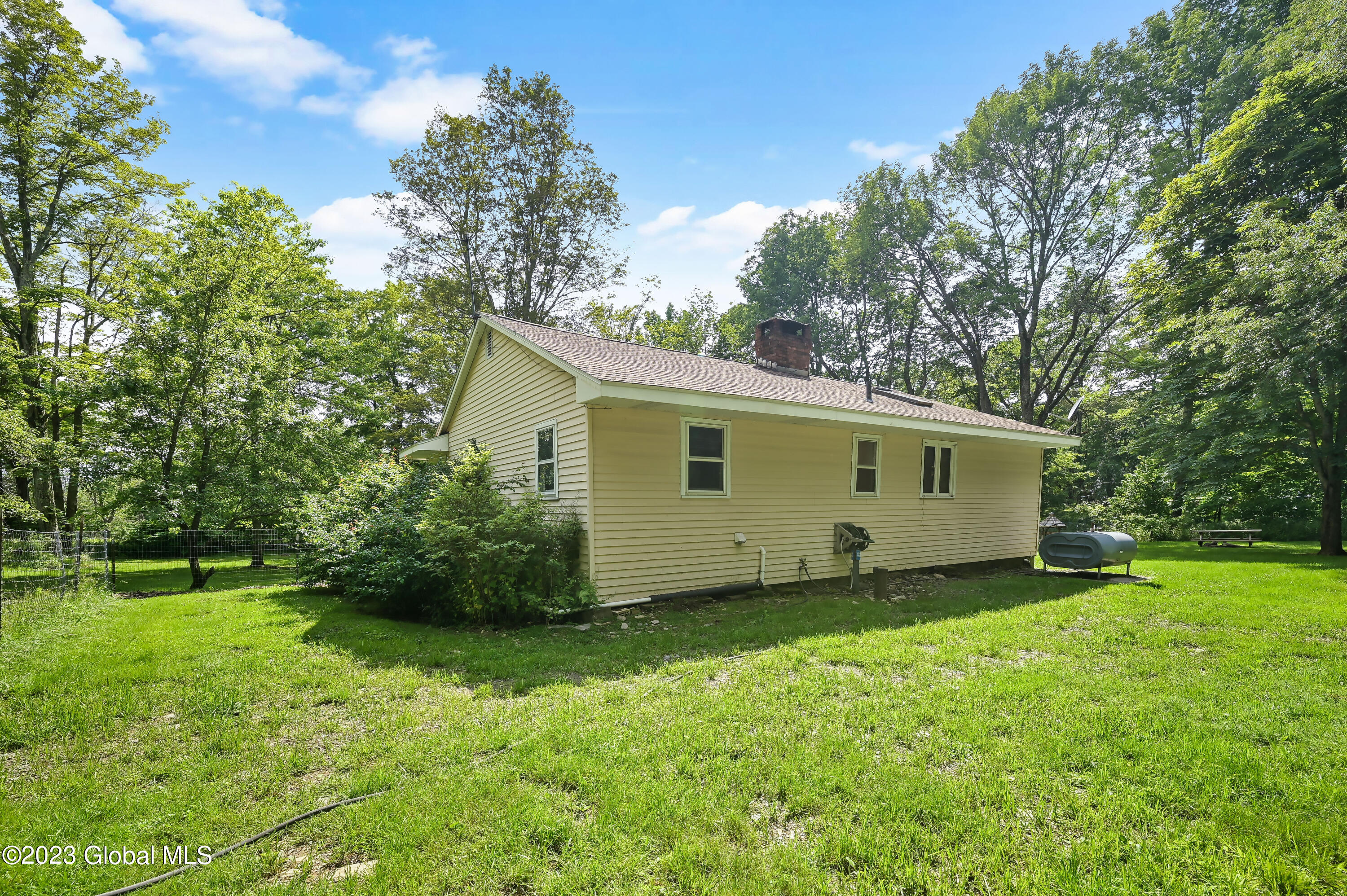 471 Eminence Road Road