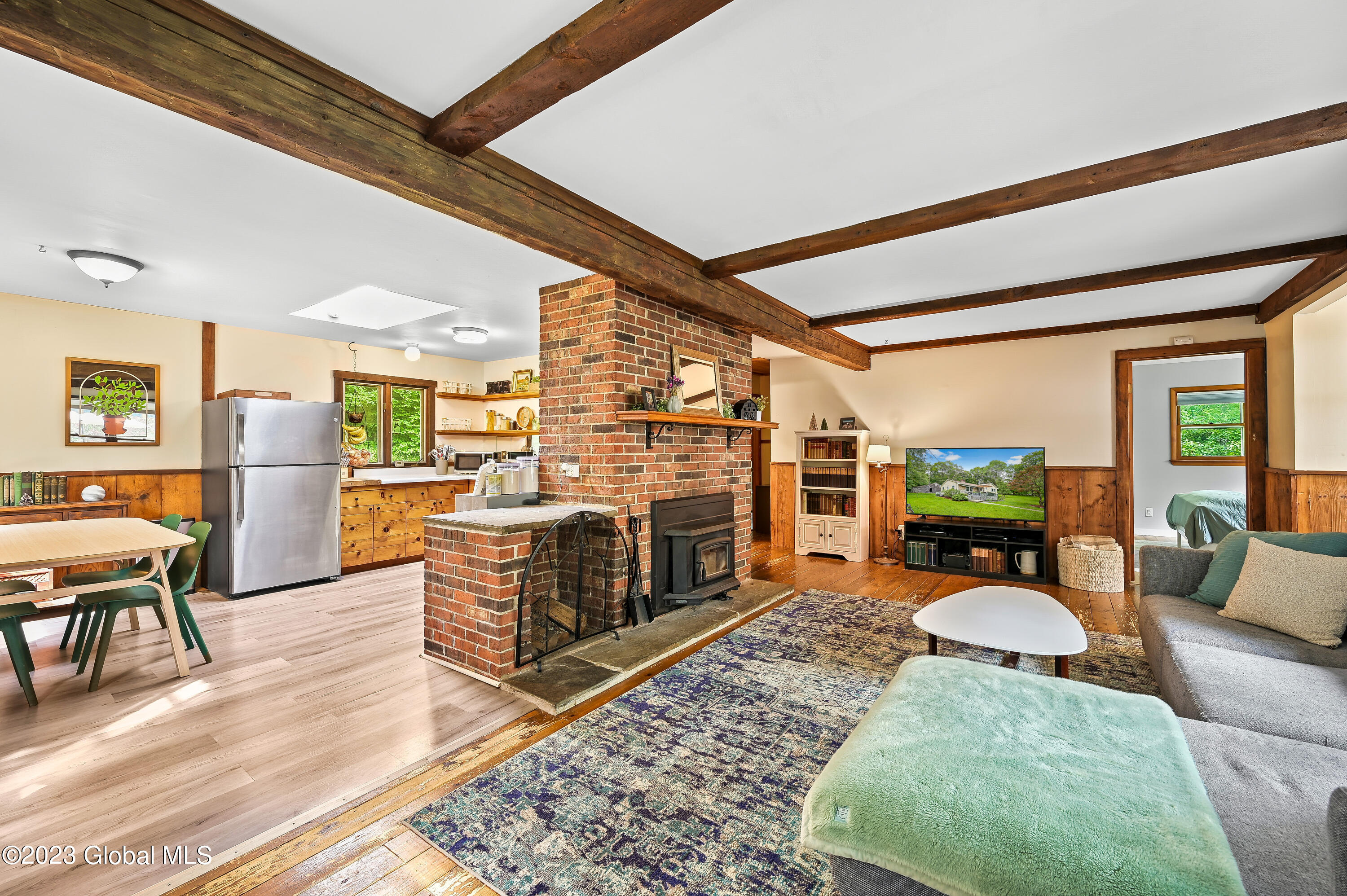 471 Eminence Road Road