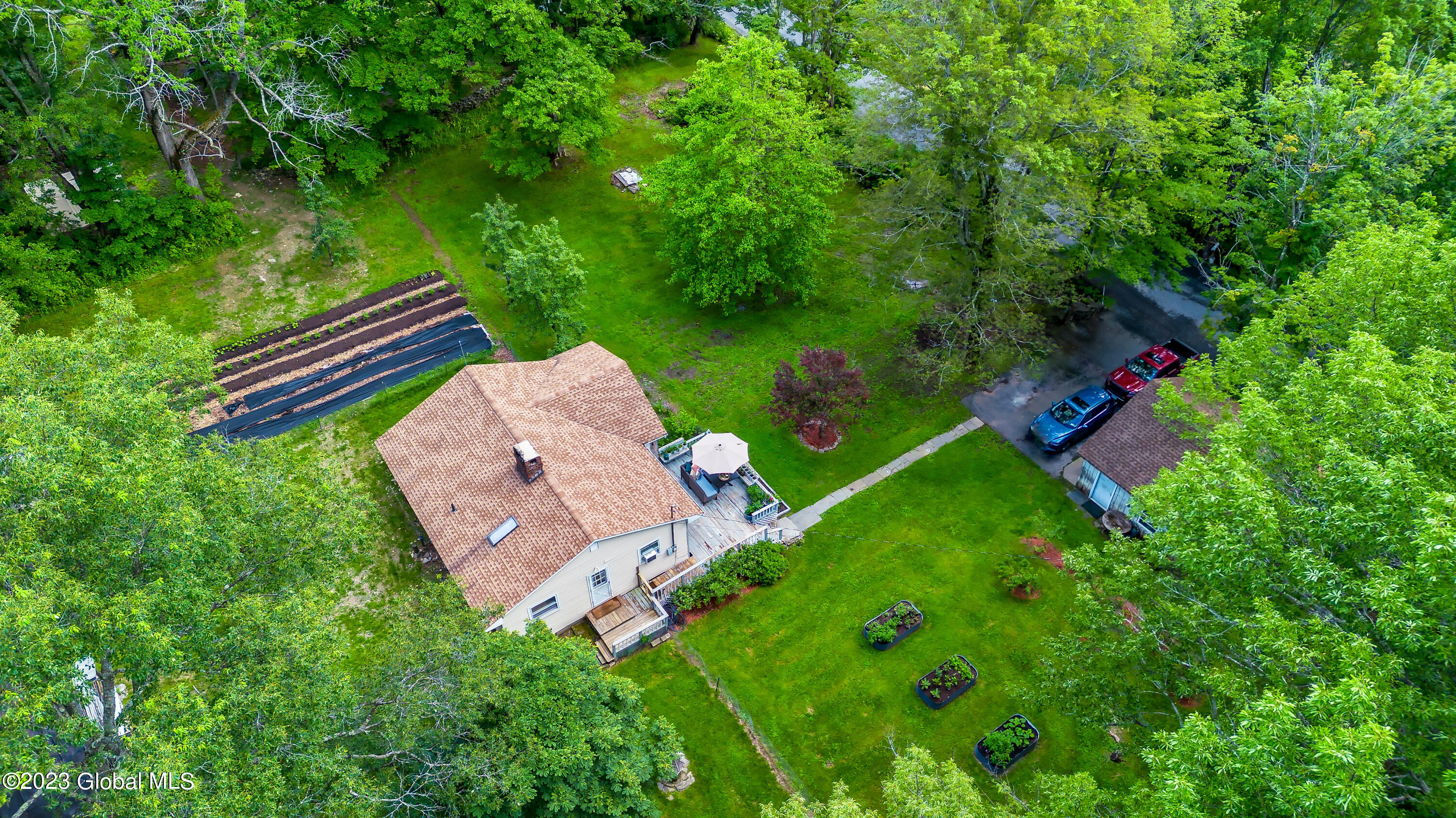 471 Eminence Road Road