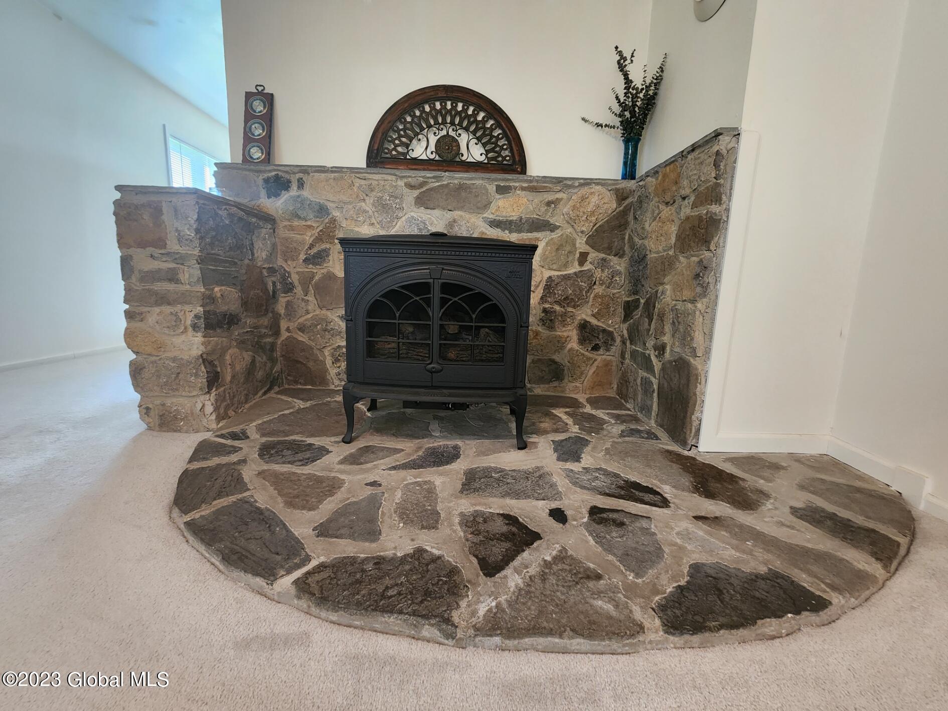 124 Crommie Road