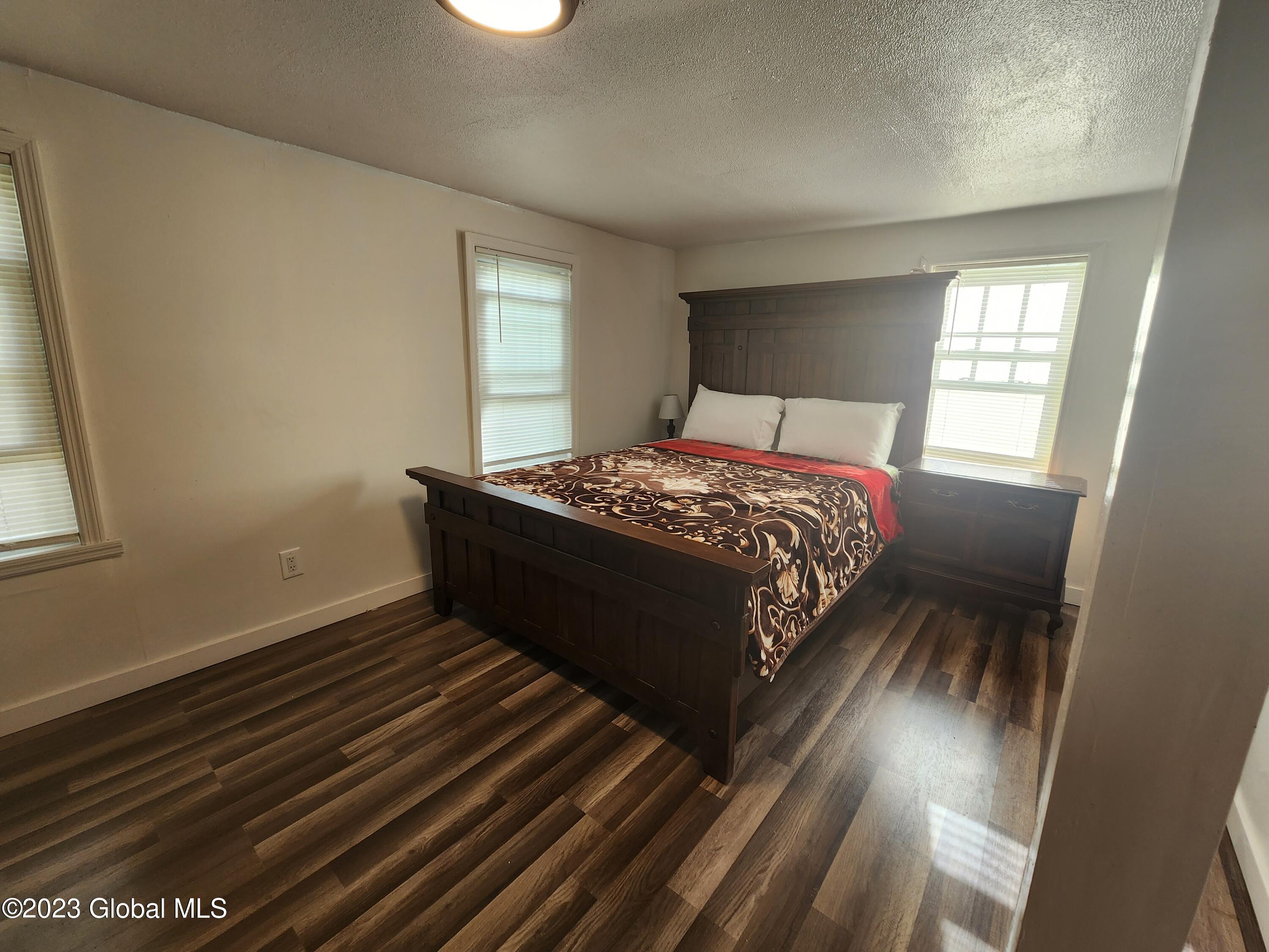 1452 Huntersland Road