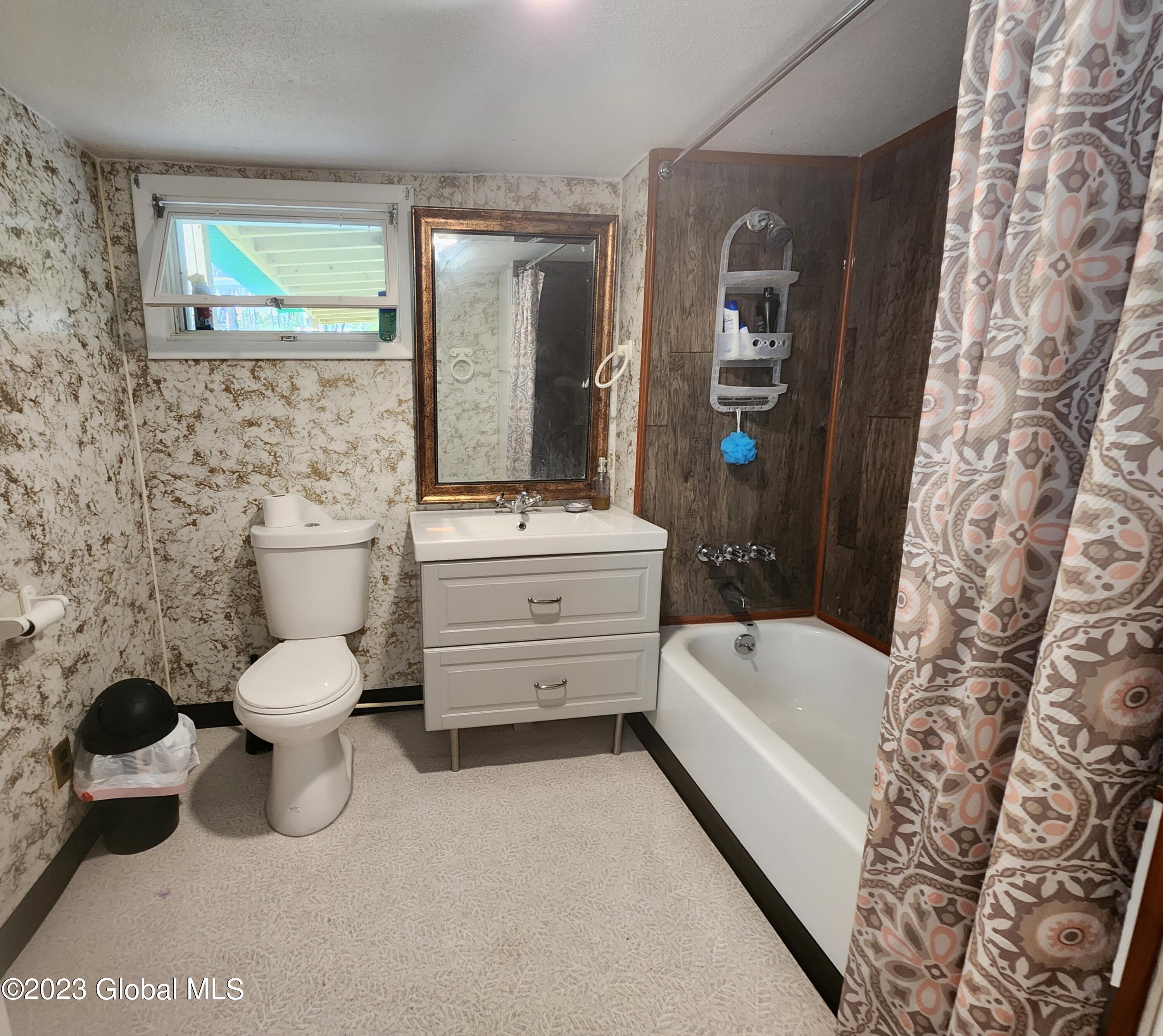 1452 Huntersland Road