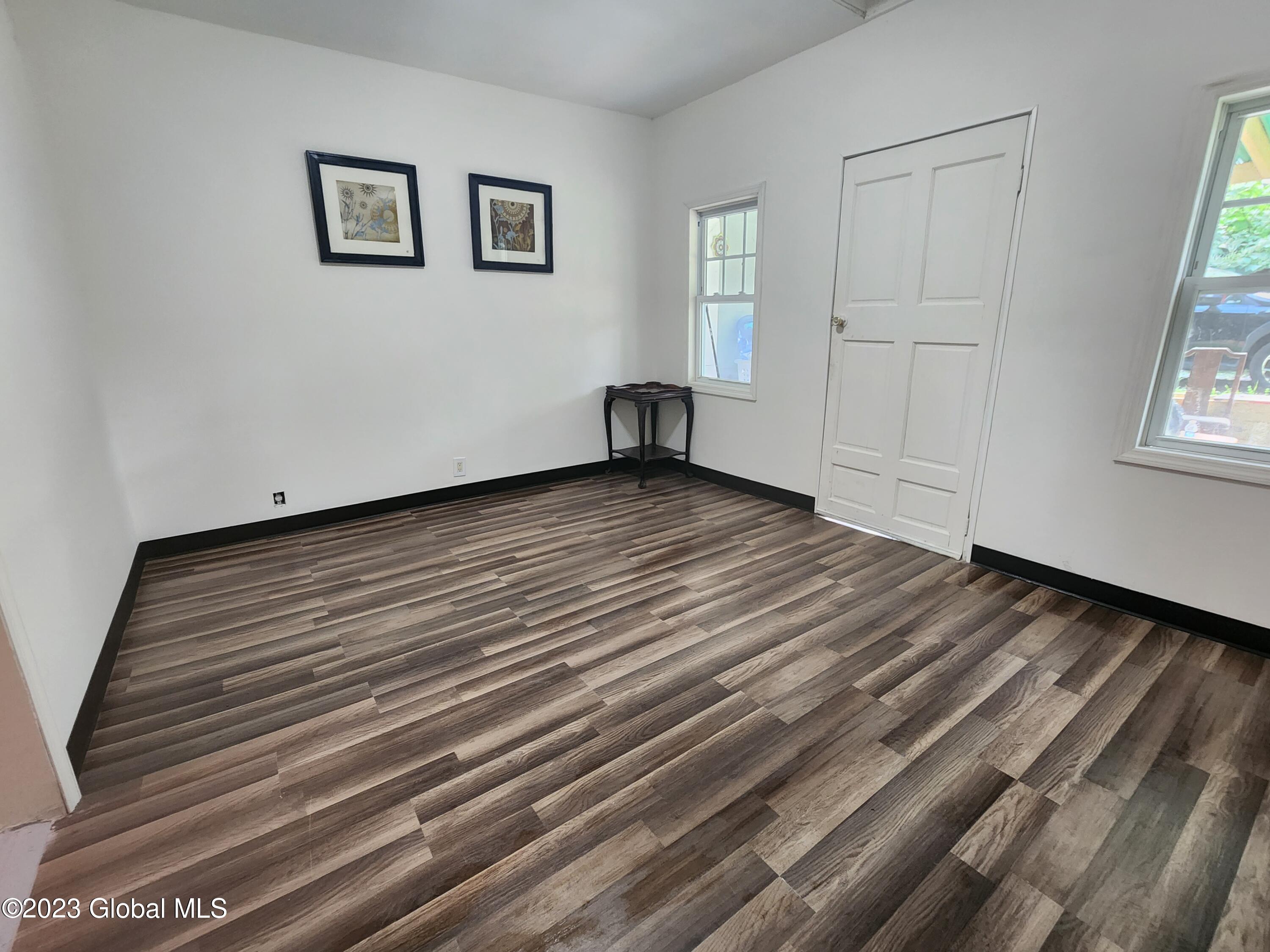 1452 Huntersland Road