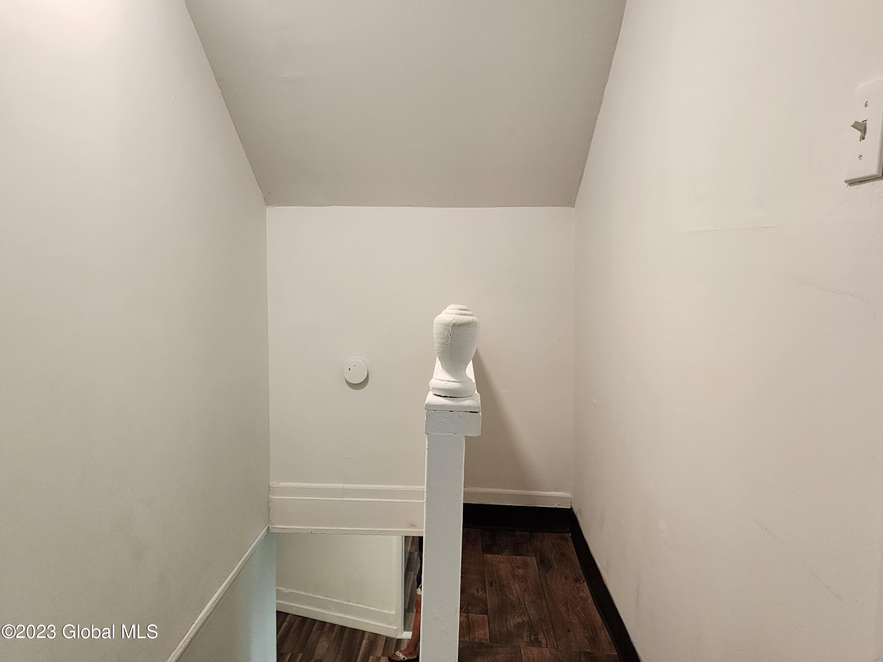 1452 Huntersland Road