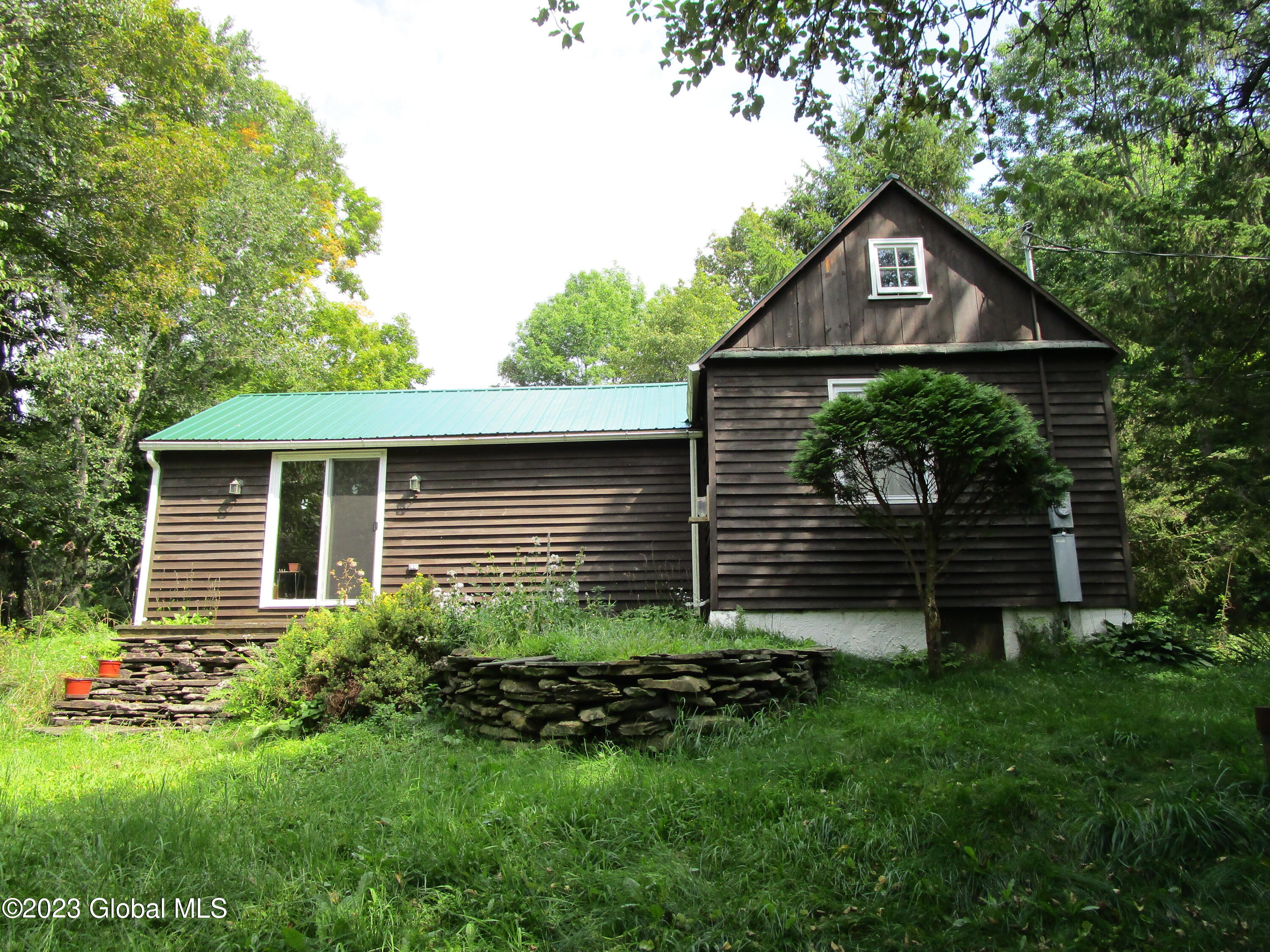 335 Hill Road