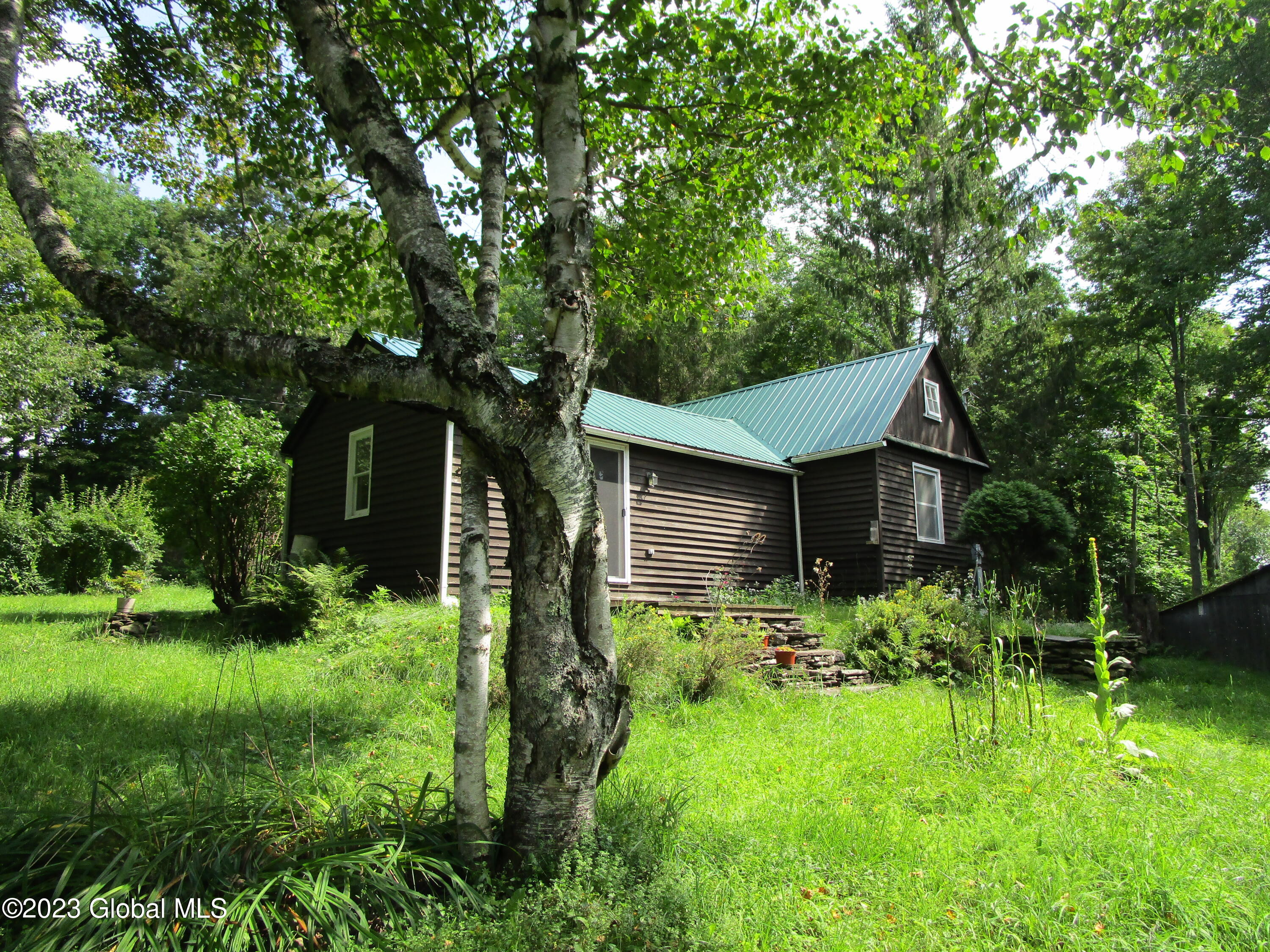335 Hill Road